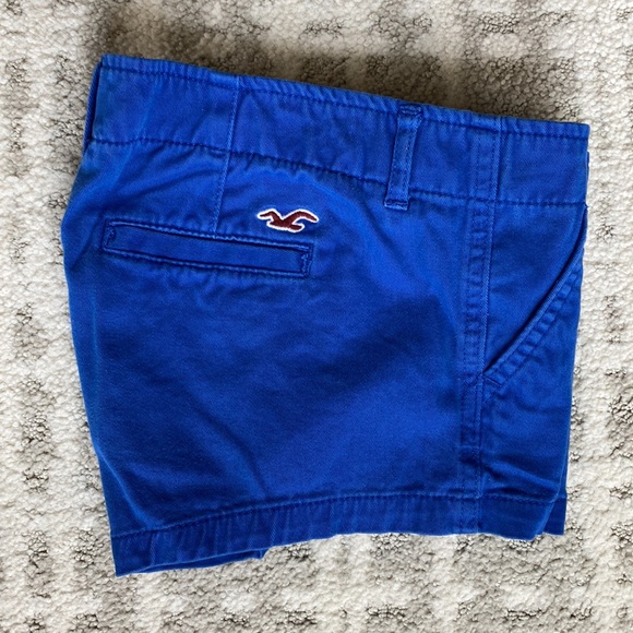 •Hollister• (2) Low-Rise Cargo Short Shorts - Picture 11 of 16